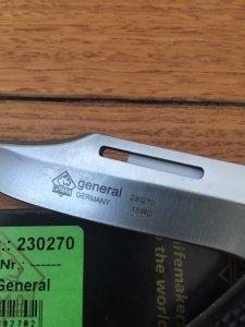 Puma Knife: PUMA General 230270 Folding Knife