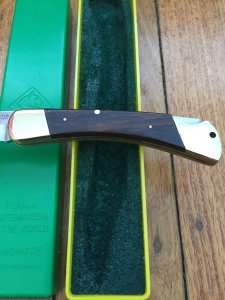 Puma Rare model 970 PLANTER 1970 Folding Lock Knife in box Serial Number 33073