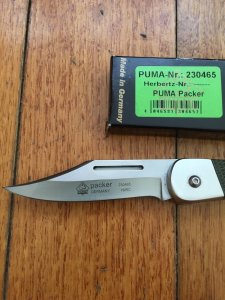 Puma Knife: PUMA Packer Folding Lock Knife With Khaki Green Handle.