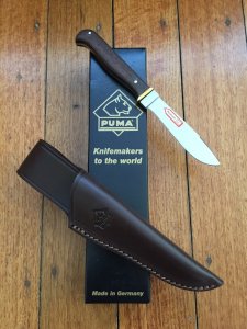 Puma Knife: Puma Hunters Pal with Eiche (Oak) Hardwood Handle