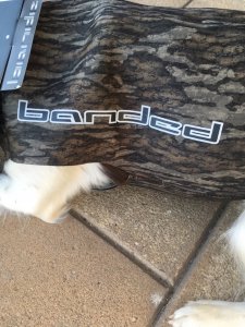 Avery Standard Neoprene 3mm Dog Vest in Bottomland Camo - Small