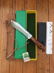 Puma Knife: Puma Rare 1985 Auto White Hunter Knife with 2 sheathes and original Plastic Box