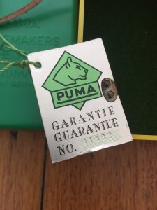 Puma Knife: Puma Rare 1985 Auto White Hunter Knife with 2 sheathes and original Plastic Box