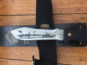 Puma Knife: Puma Vietnam Commemorative White Hunter II with Kryton Handle 116375