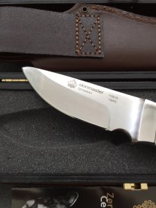 Puma Knife: Puma 2017 Model Skinmaster with Stag Handle