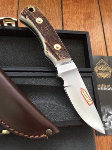 Puma Knife: Puma 2017 Model Skinmaster with Stag Handle