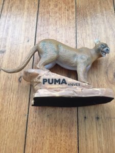 Puma Knife: PUMA Statue