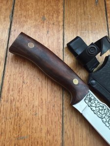 Kizlyar Knife: Kizlyar Mirror Finish Patterned Blade with Caucasian Walnut Handle