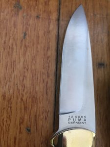 Puma Knife: Puma 1990 4 Star Fixed Blade Nicker Knife with Walnut Handle 46092