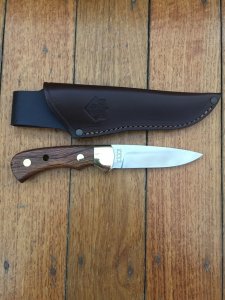 Puma Knife: Puma 1990 4 Star Fixed Blade Nicker Knife with Walnut Handle 46092