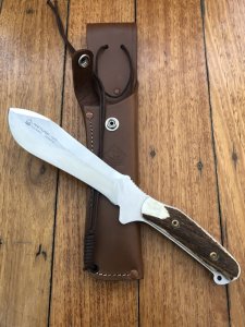 Puma Knife: Puma Rare Original 2001 New Hunter Model 118375 in original sheath #57102.