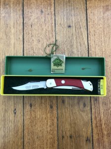 Puma Knife: Puma Rare 1988 model 230868 Angler Knife with original box and warranty