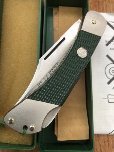Puma Knife: Puma Rare 1993 Back Packer Folding Knife in original Green Box # 27391
