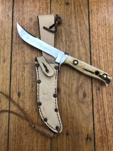 Puma Knife: Puma 11 6394 Original 1989 Hunters Companion in original sheath