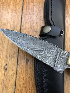 Damascus Knife: Damascus Knife Drop-point Blade with Camel Bone Handle