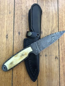 Damascus Knife: Damascus Knife Drop-point Blade with Camel Bone Handle