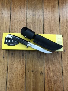 Buck Knife: Buck Woodsman 102 with Black Phenolic Handle