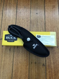 Buck Knife: Buck 141 Large Paklite Skinner in Black