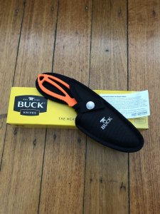 Buck Knife: Buck 141 Large Paklite Skinner in Blaze Orange