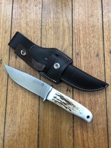 Azero Knives: Hunting knife with Ebony Wood Handle & Leather Sheath