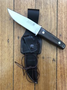 Azero Knives: Hunting knife with Ebony Wood Handle & Leather Sheath