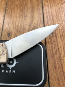 Azero Knives : Curly Birch Wood Handle Pocket Knife