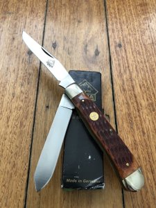 Puma Knife: Puma Large Trapper Lockback Knife with Jigged Red Bone Handle