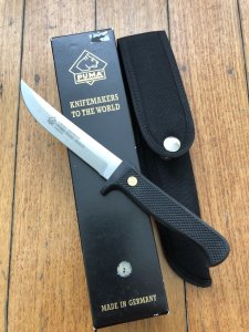 Puma Knife: Puma Trail Guide Fixed Blade Knife with Krayton Handle