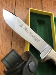 Puma Knife: Puma 1982 Jagdnicker Knife with Stag Handle & Green & Yellow Box #27282