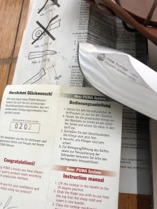 Puma Knife: Puma Rare Original 2002 New Hunter Model 118375 in original sheath and box.
