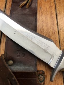 Puma Knife: Puma Vintage Pre-64 Skinner Handmade Knife with Stag Antler Handle
