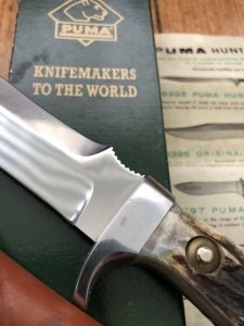 Puma Knife: Puma Original 1996 White Hunter II 116374 in original Box sheath & Paperwork