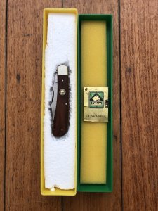 Puma Prospector Model 420667 Folding Knife in Original Box with matching warranty card