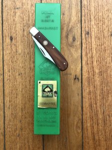 Puma Prospector Model 420667 Folding Knife in Original Box with matching warranty card