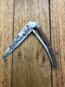 Deejo Juniper Wood handle Flower Trail Tattoo Design Pocket Knife 37g