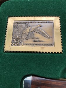 Schrade Ducks Unlimited USA-Made Federal Duck Stamp 1988-89 Bird knife in Wooden Gift Box