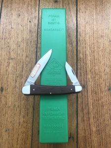 Puma Model 835 Junior 1983 Folding Lock Knife in original box Serial Number 39382 No1