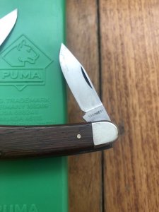Puma Model 835 Junior 1983 Folding Lock Knife in original box Serial Number 39382 No1