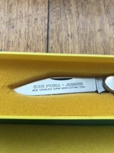 Puma Model 835 Junior 1983 Folding Lock Knife in original box Serial Number 39382 No1