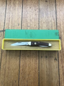 Puma Model 835 Junior 1983 Folding Lock Knife in original box Serial Number 39382 No2