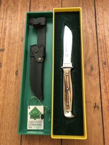 Puma Knife: Puma 1982 Jagdnicker Knife with Stag Handle & Green & Yellow Box #27282