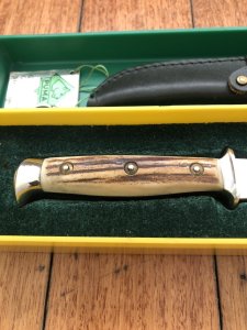Puma Knife: Puma 1982 Jagdnicker Knife with Stag Handle & Green & Yellow Box #27282
