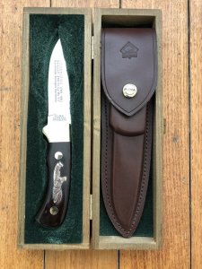 Puma Knife: Puma Rarity Original 1769-1991 4 Star Fixed Blade COPPER Silberlöwe Knife with Grenadill Handle in Original Box