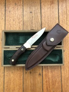 Puma Knife: Puma Rarity Original 1769-1991 4 Star Fixed Blade COPPER Silberlöwe Knife with Grenadill Handle in Original Box