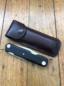 Puma Knife: Puma Rare 1967 model 863 Angler Knife complete with needle and custom pouch #42607