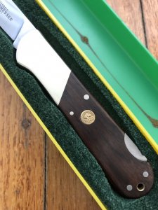Puma Knife: Puma 22 0921 Jagdmesser Single Blade Hunting Pocket Knife with Ebony Handle