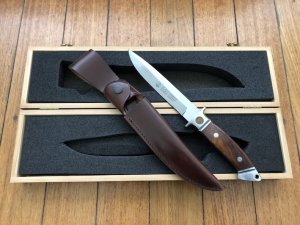 Puma Knife: 1990's Puma Rare German Cougar Jacaranda Knife in Original Wooden Box
