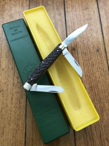 Puma Knife: Puma Rare Original 1969 Boxed 675 Stock Knife with Red Bone Handle