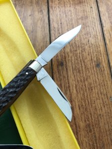 Puma Knife: Puma Rare Original 1969 Boxed 675 Stock Knife with Red Bone Handle