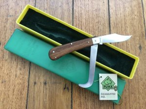 Puma Knife: Puma 1981 model 555 Horse Trekker Twin Blade Folding Knife with Jacaranda Handle Box and matching Warranty